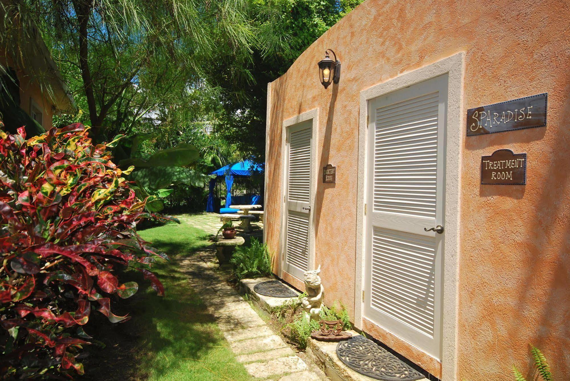 Little Arches Boutique Hotel - Adults Only Oistins Exterior photo